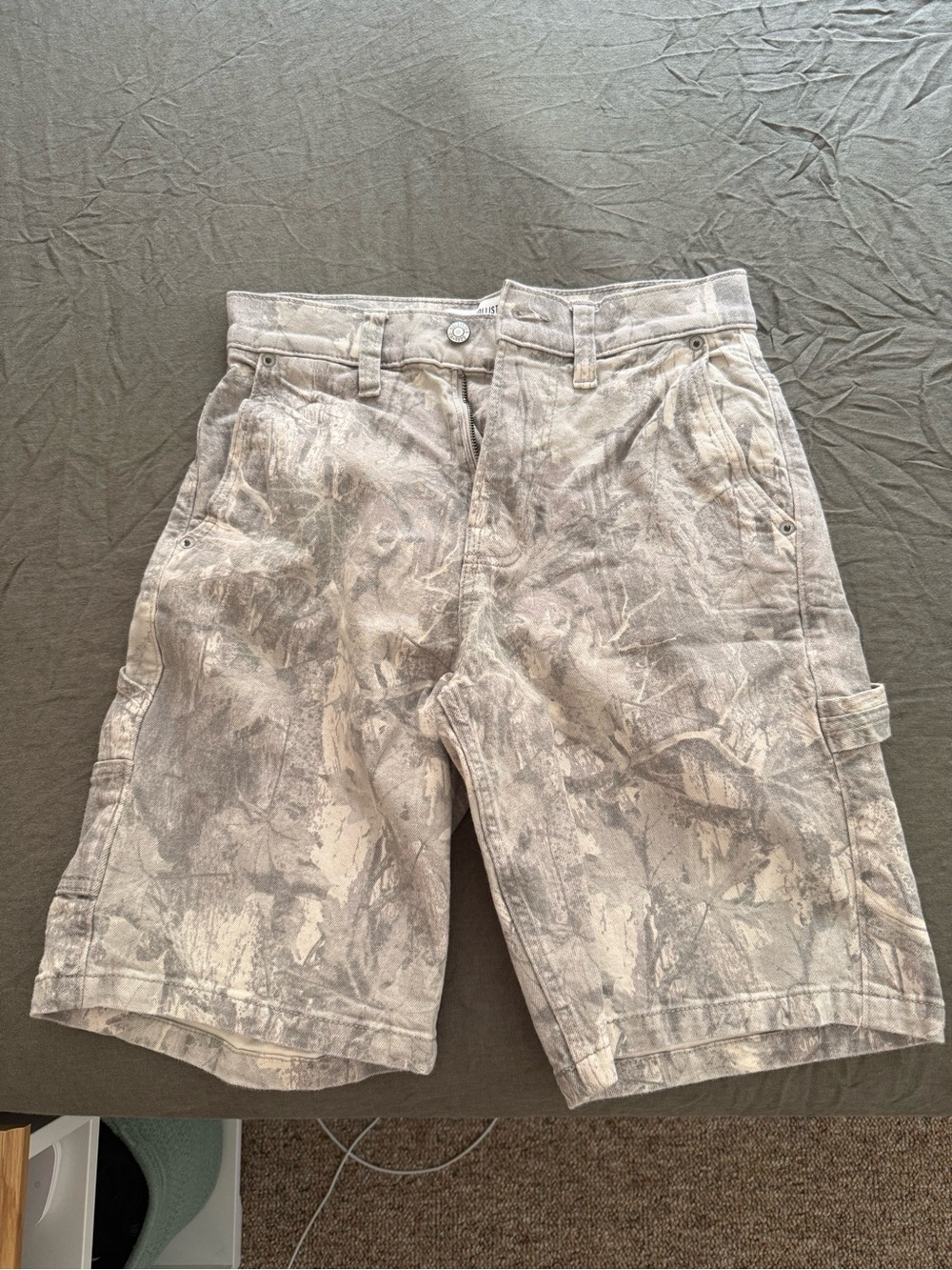 Hollister Men's Camo Cargo Shorts